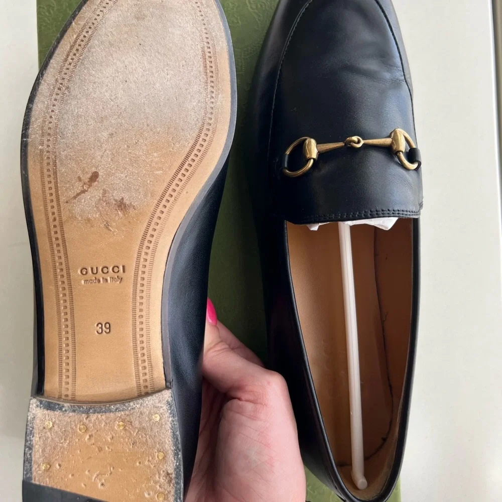 Gucci Black Leather Loafers with Gold Hardware - Picture 7 of 15